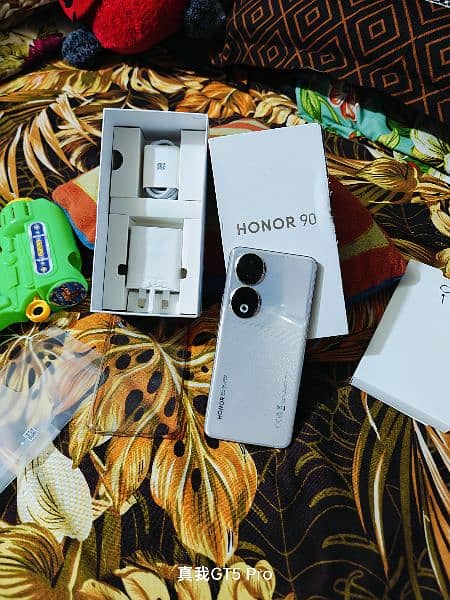 Honor 90 official PTA 1