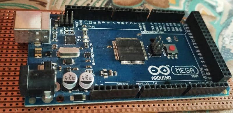 Arduino MEGA 2650 R3 (New) 0