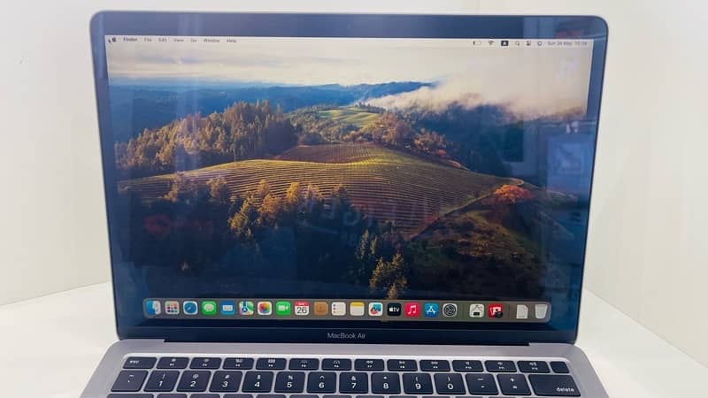 MacBook Air 2020 i5 8gb ram 500gb storage 1