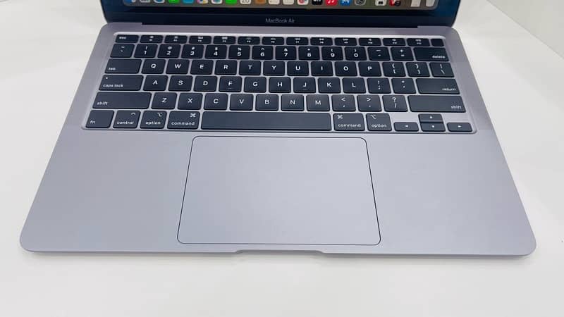 MacBook Air 2020 i5 8gb ram 500gb storage 2