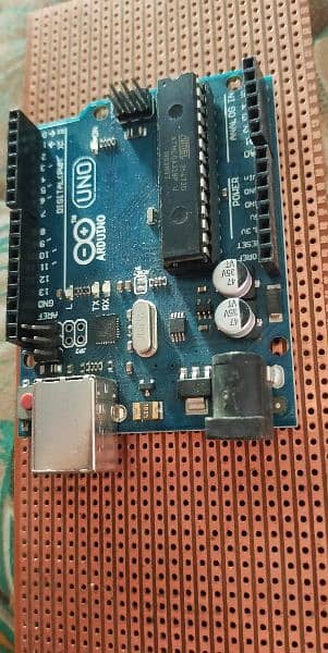 Arduino UNO R3(New) 1