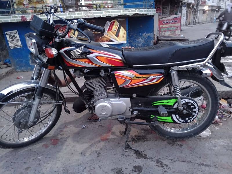 Honda 125 (03244243216) 1