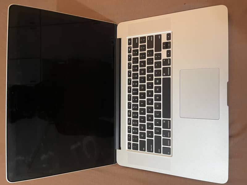 Mac Book pro Mid 2015 for Sale - Excellent Condition 1