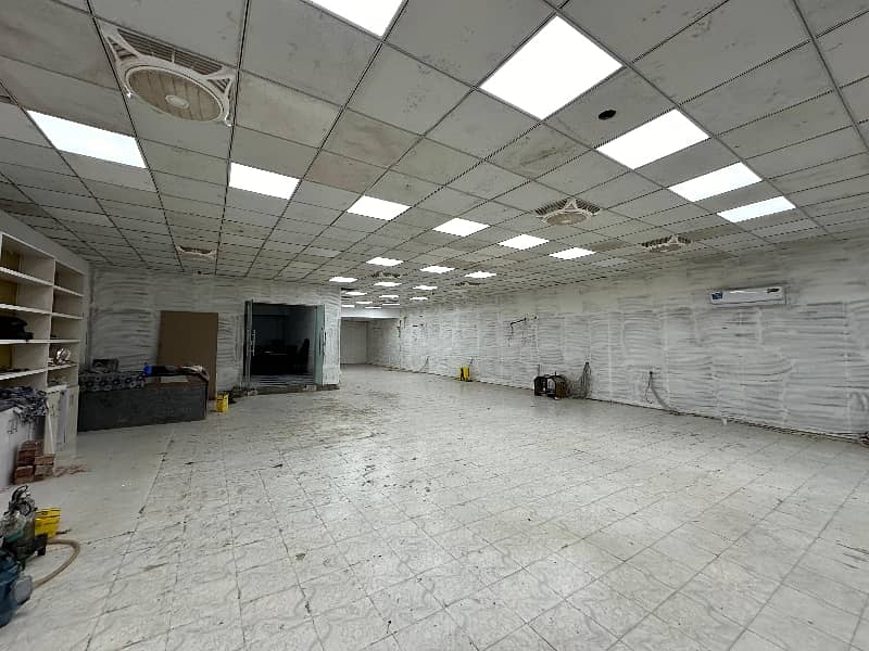 9000 sqft Commercial Space For Rent Main Boulevard 15