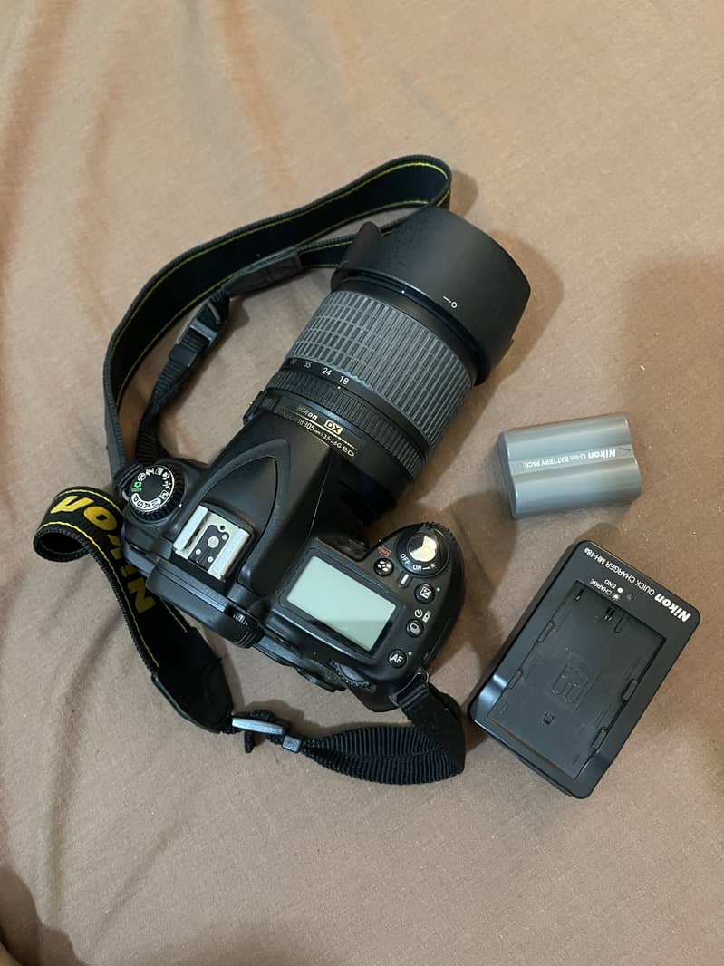 Nikon D90 DSLR Camera with 18-105mm Lens, Mint Condition 0