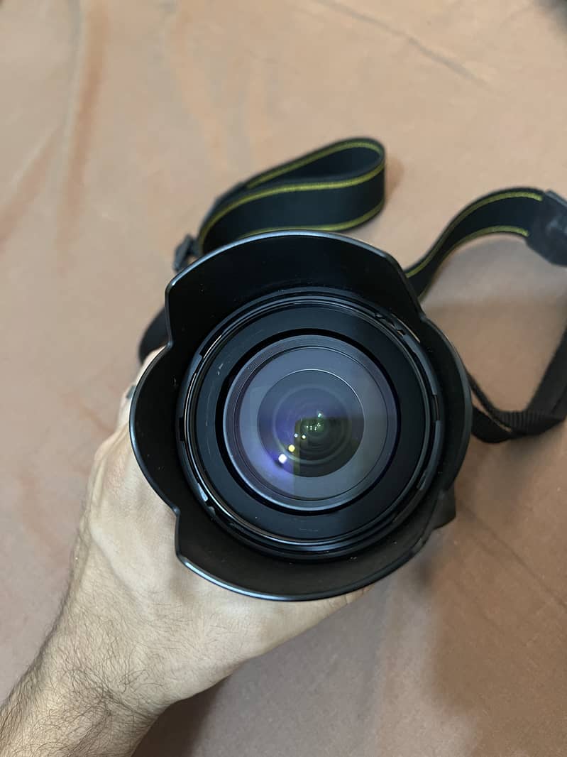 Nikon D90 DSLR Camera with 18-105mm Lens, Mint Condition 5