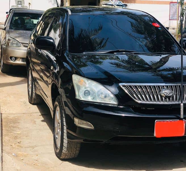 Toyota Harrier 2004 B2B Urgent sell 1