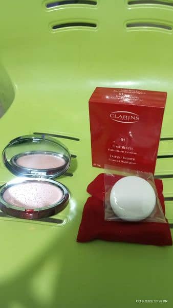 Clarins Instant smooth Compact Highlighter 1