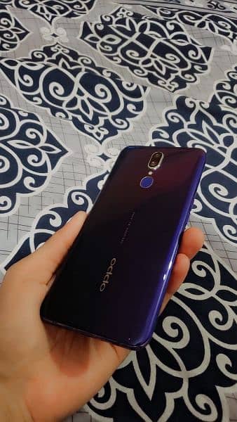 OPPO F11 . . 8/256 . . 10/10 CONDITION 10