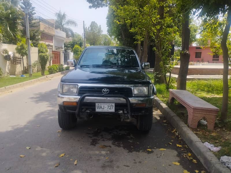 Toyota Hilux Surf 4