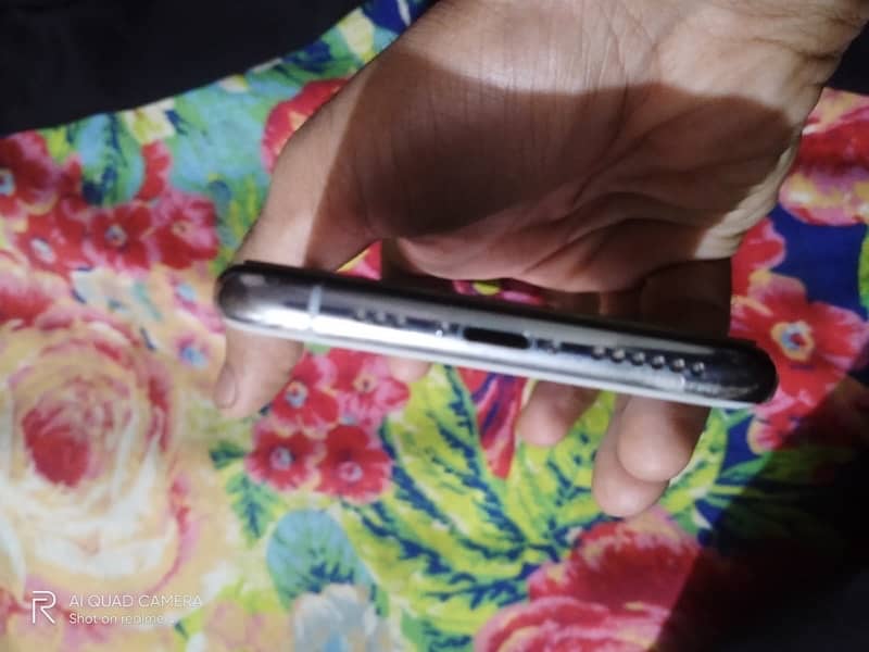 Iphone Xs Factory unlock 64 gb 4