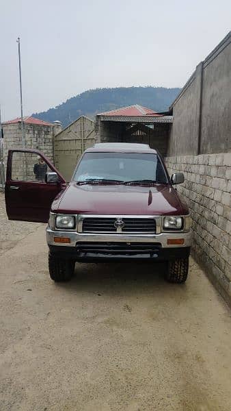 Toyota Hilux 1992 8