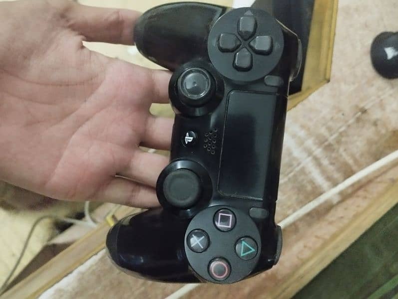 PS4 DualShock controller 1