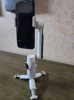 Insta360 Flow Gimbal stablizer (only box opened)