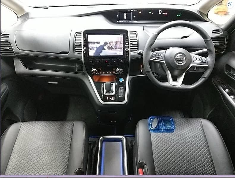 Nissan serena 2019 4.5 Grade sarena 2019 seeena 2018 10