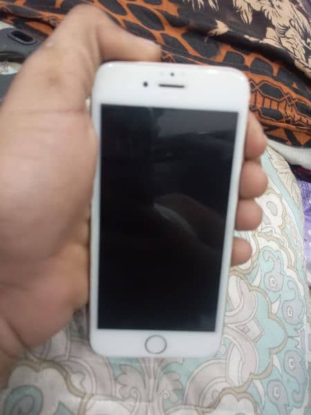 iphone 6 pta approved 16 gb mamary  rabta number 03141428218 and Whats 5