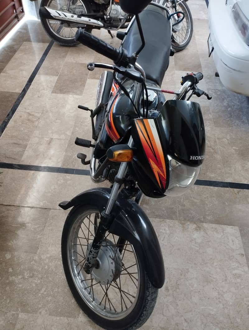 Honda Pridor 2018 Black Colour 1