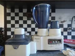100% Panasonic blender in very good condition urgent for sale