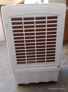 air cooler with ice box