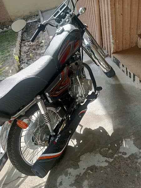 For Sale: 2022 Honda CG125 - Previously Owned by an Army Officer 9