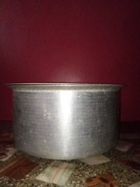 10kg Huge cooking pot dehg 3