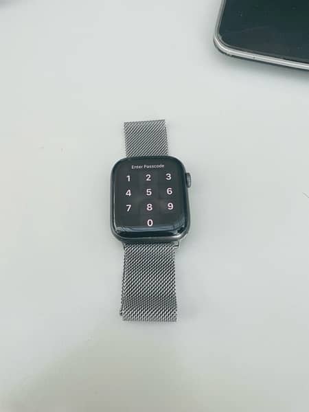 Apple watch Series 5 (Nike Edition) 2