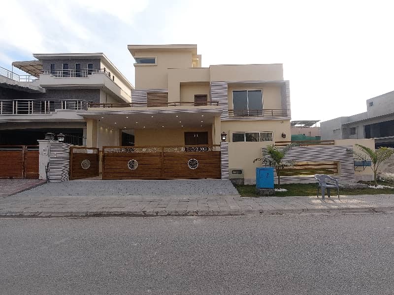 Prime Location 1 Kanal House For sale In DHA Phase 2 - Sector B Islamabad 0