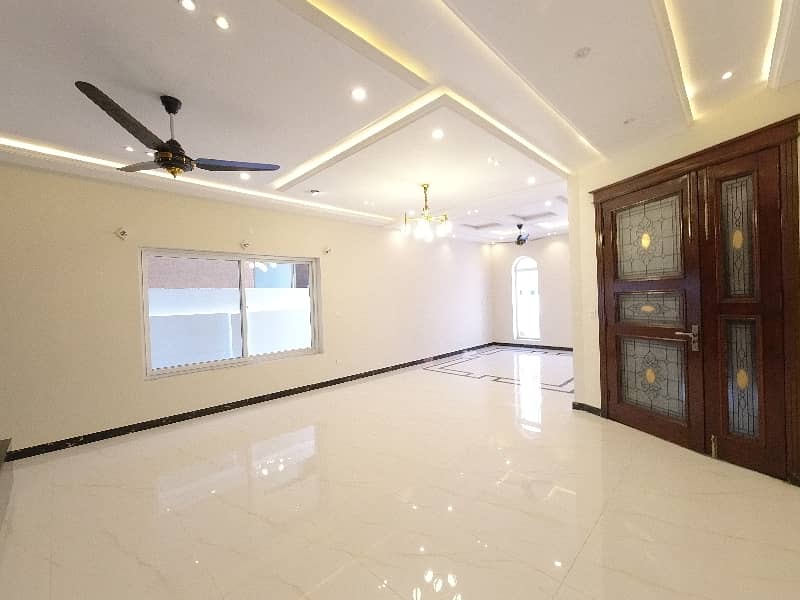 Unoccupied Good Location House Of 10 Marla Is Available For Sale In DHA Defence 12