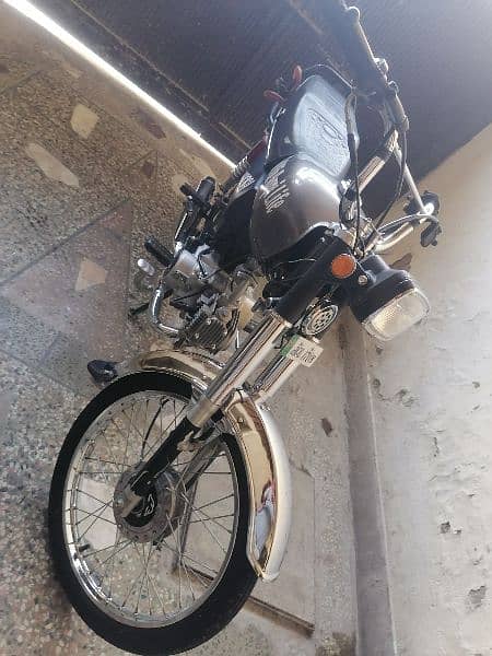 I'm selling my bike hi speed 2023 model double saman k 7 1