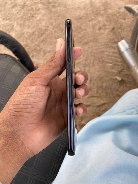LG V30 For Sale 10/10 Condition 4