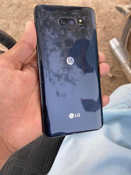 LG V30 For Sale 10/10 Condition 5