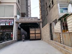 Flat Of 1700 Square Feet Is Available For rent In Gulshan-e-Iqbal - Block 13-D2, Karachi 0