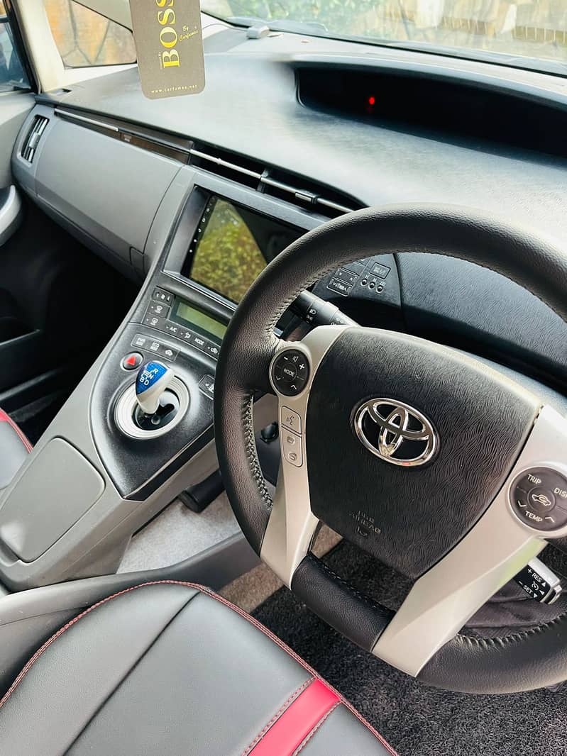 Toyota Prius G Touring 2010/2015 6