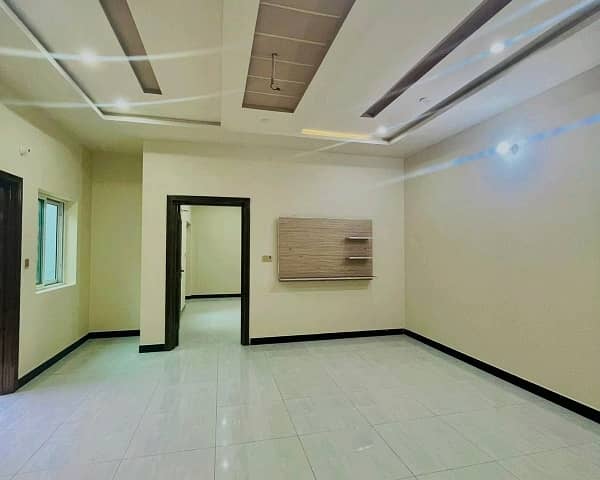 Spacious House Is Available For sale In Ideal Location Of Prime City 9