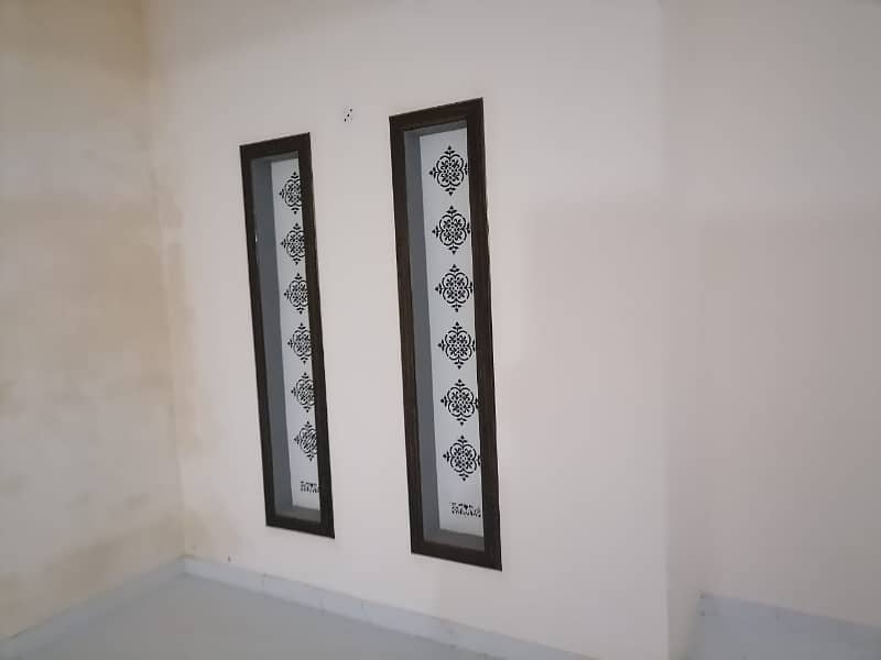 10 Marla House Available In Wapda City For Rent 3