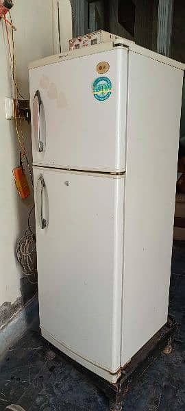 LG Fridge All ok 0