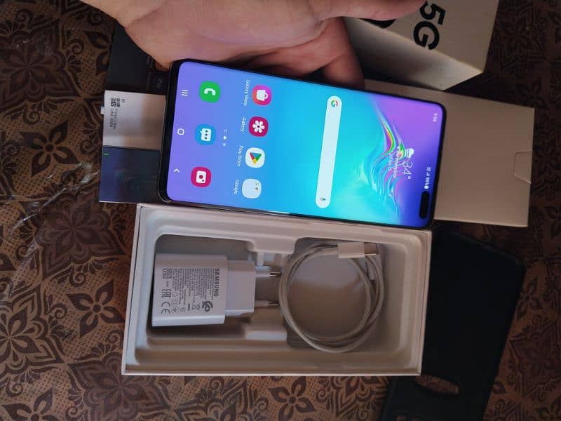 Samsung s 10plus5G 8,512pta approved C to C type charger 9
