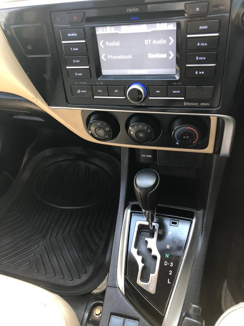 Toyota Corolla GLi Automatic 1.3 VVTi 2018 19