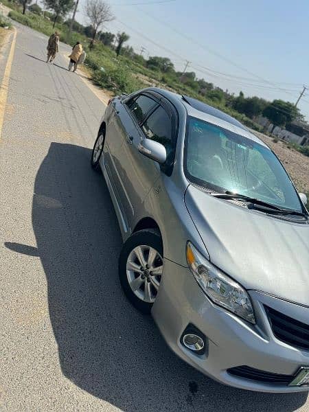 Toyota Corolla Altis 2014 6