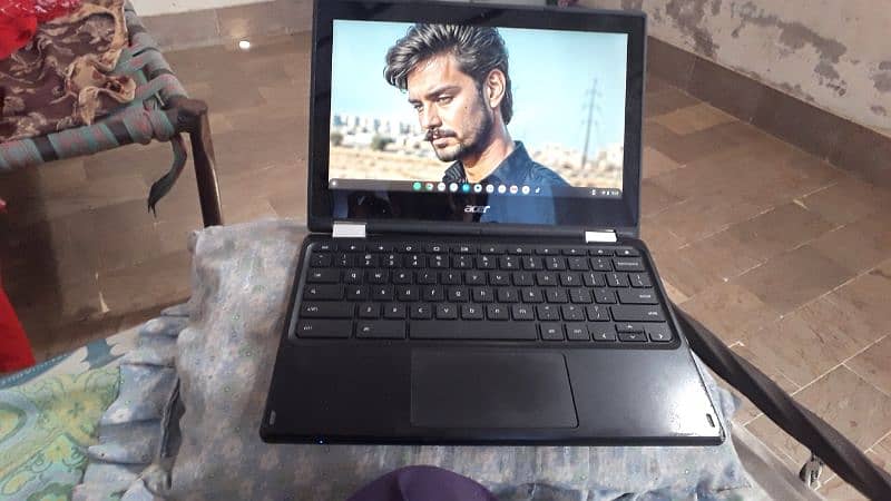 Acer R11 Coromebook all ok hai 10/9.5 hai condition 3