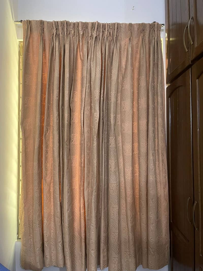 Curtains 0