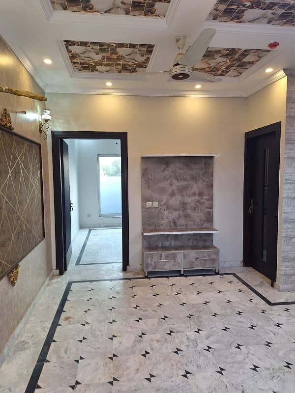 5 MARLA BRAND NEW HOUSE IN DHA RAHBAR 5