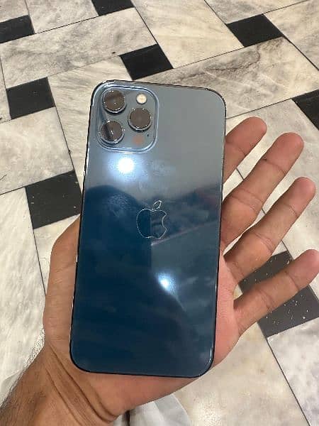 Apple iphone 12 pro max 256gb PTA Approved woth box 1