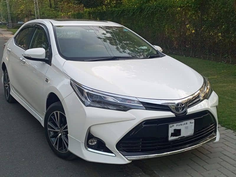 Toyota Corolla Altis 2022 1.6X special edition with sunroof 7