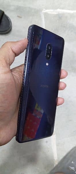 Aquos zero 2 7