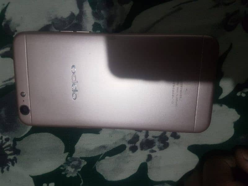 i am selling my oppo A57. . . 2