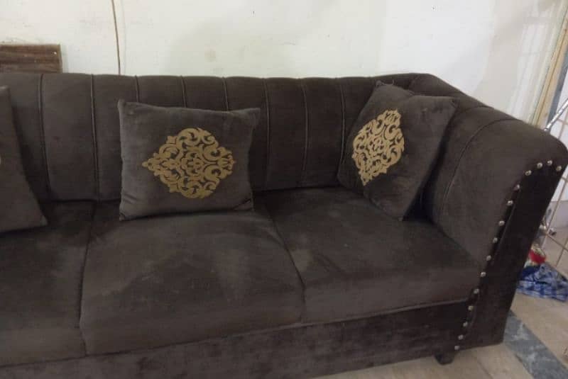 AOA, SOFA SET FOR SALE 2