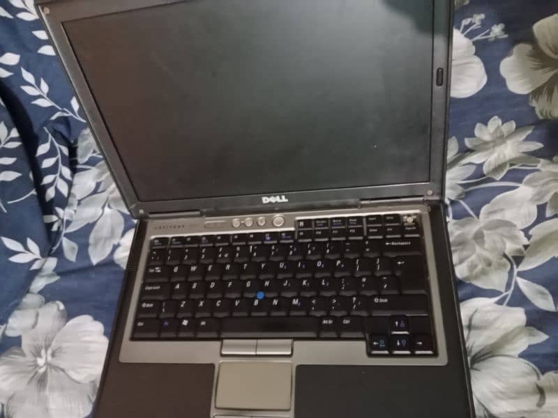 Dell latitude D620 laptop available for sale 3