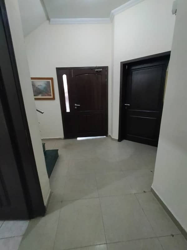 BEAUTIFUL HOUSE FOR SALE IN ASKRI 10 EXCELLENT AND VERY HOT LOCATION 10