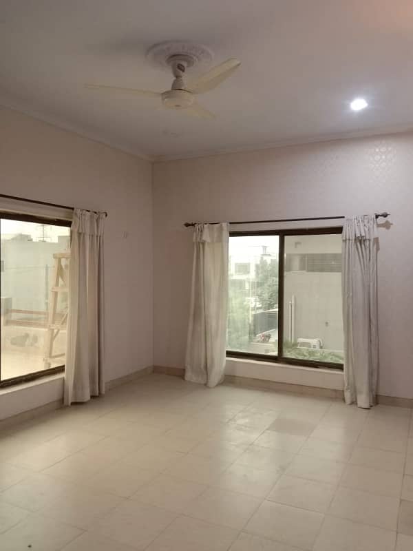 10 MARLA BRAND NEW APAPRTMENT FOR SALE IN ASKARI 10 SECTOR F 5